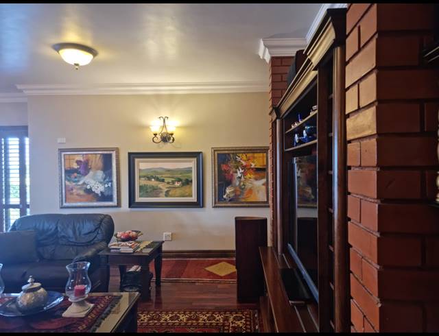 4 BEDROOM FREESTANDING FOR SALE IN XANADU